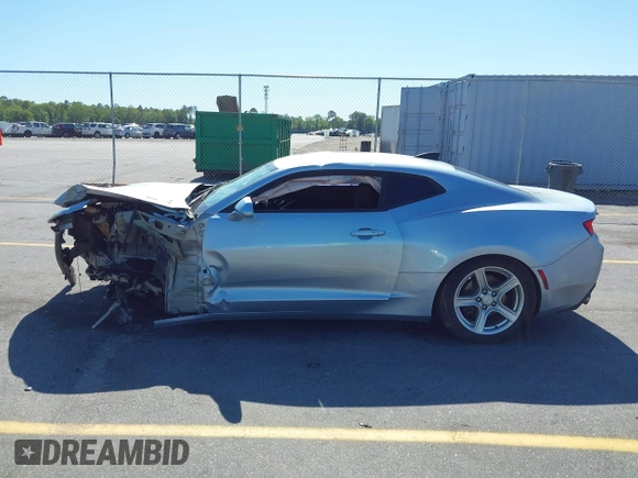 2018 Chevrolet Camaro 1LT z VIN 1G1FB1RX3J0125112, wystawiony jako IAAI lot #42034286 z przebiegiem 179 149 mil mil oraz . Historia ofert i sprzedaży dostępna na DreamBid. Obrazek 13.