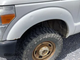 2015 Ford F-250 XLT с VIN 1FTBF2B62FEC39033, выставлен на аукционе IAAI как лот 42132392 с пробегом 123 007 миль миль и . История ставок и продаж доступна на DreamBid. Изображение 1.
