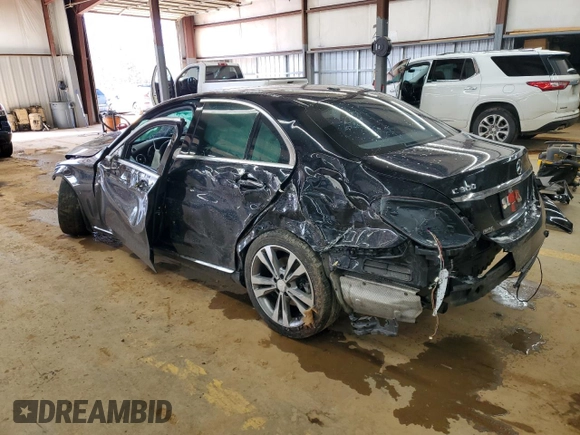 2016 Mercedes-Benz C 300 z VIN 55SWF4JB1GU160379, wystawiony jako Copart lot #46223955 z przebiegiem Nie podano mil oraz Szkoda całkowita • Salvage title. Historia ofert i sprzedaży dostępna na DreamBid. Obrazek 2.