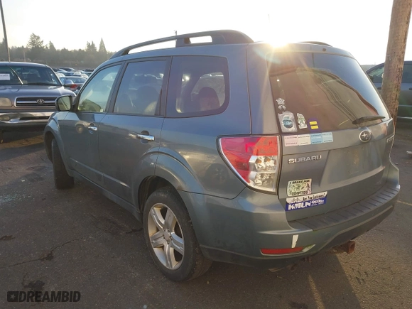 2009 Subaru Forester (Natl) X w/Premium Pkg with VIN JF2SH63679H729679, listed as a IAAI auction lot 41336177 with 193,705 mi miles. Bid and sale history available at carsss.com. Image 3.