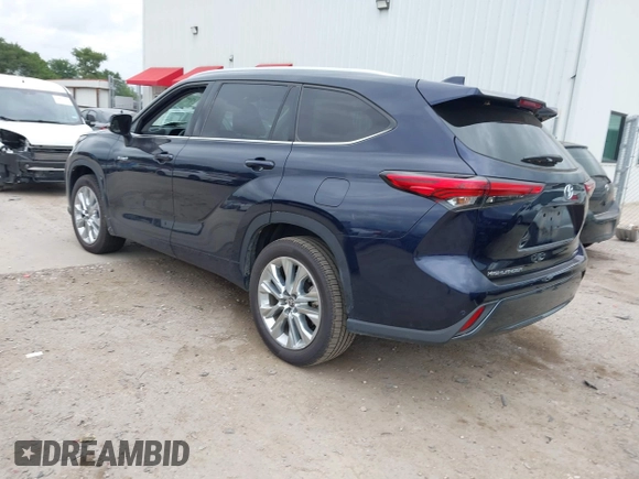 2020 Toyota Highlander Hybrid Limited with VIN 5TDYARAH3LS002884, listed as a IAAI auction lot 42457742 with 37,375 mi miles and . Bid and sale history available at DreamBid. Image 3.