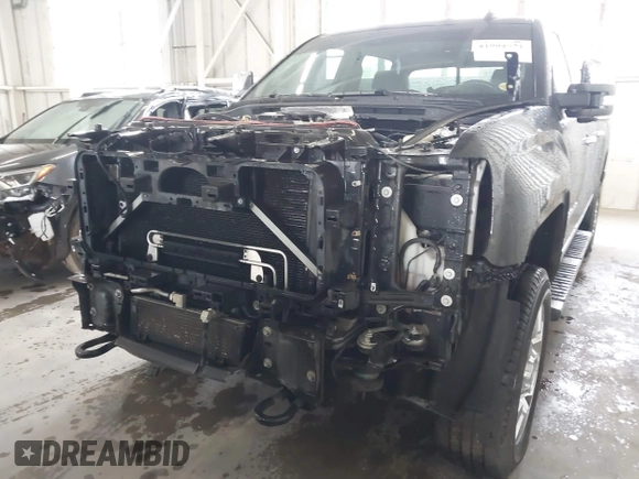 2016 GMC Sierra 2500HD Denali z VIN 1GT12UE82GF207890, wystawiony jako IAAI lot #41994971 z przebiegiem 101 221 mil mil oraz . Historia ofert i sprzedaży dostępna na DreamBid. Obrazek 12.
