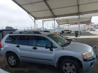 2005 Mitsubishi Endeavor LS z VIN 4A4MM21S25E049088, wystawiony jako IAAI lot #42228783 z przebiegiem 243 731 mil mil oraz . Historia ofert i sprzedaży dostępna na DreamBid. Obrazek 13.