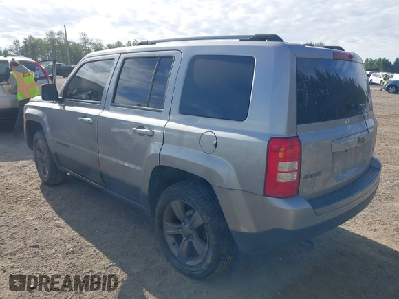 2016 Jeep Patriot Sport with VIN 1C4NJRBBXGD709026, listed as a IAAI auction lot 42207952 with 190,408 mi miles and . Bid and sale history available at DreamBid. Image 3.