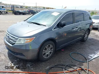 2011 Honda Odyssey EX-L with VIN 5FNRL5H68BB086943, listed as a IAAI auction lot 42503744 with 225,376 mi miles and . Bid and sale history available at DreamBid. Image 17.
