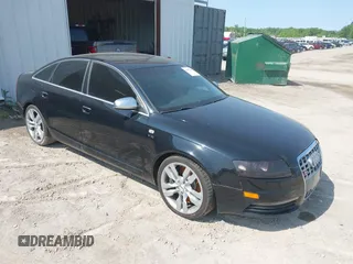 2008 Audi S6 z VIN WAUDN74F08N065694, wystawiony jako IAAI lot #42393845 z przebiegiem 127 500 mil mil oraz . Historia ofert i sprzedaży dostępna na DreamBid. Obrazek 1.