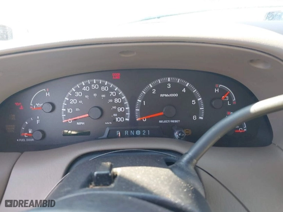 2000 Ford F-150 XL with VIN 1FTRX18L4YNA94311, listed as a IAAI auction lot 41814890 with 1 mi miles. Bid and sale history available at carsss.com. Image 7.