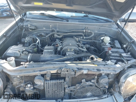 2006 Toyota Sequoia SR5 with VIN 5TDBT44A96S272708, listed as a IAAI auction lot 41848457 with 165,207 mi miles and . Bid and sale history available at DreamBid. Image 10.