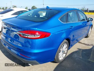 2020 Ford Fusion SE with VIN 3FA6P0HD6LR128539, listed as a IAAI auction lot 42169181 with 52,214 mi miles. Bid and sale history available at carsss.com. Image 4.