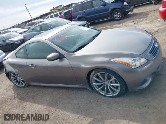 2008 Infiniti G37 Coupe Journey with VIN JNKCV64EX8M117126, listed as a IAAI auction lot 41347242 with 182,059 mi miles. Bid and sale history available at carsss.com. Image 13.
