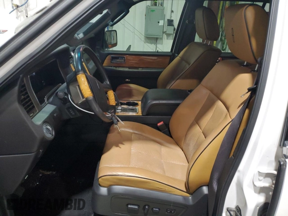 2011 Lincoln Navigator with VIN 5LMJJ2J5XBEJ04114, listed as a Copart auction lot 87755705 with 104,610 mi miles and Salvage title. Bid and sale history available at DreamBid. Image 7.