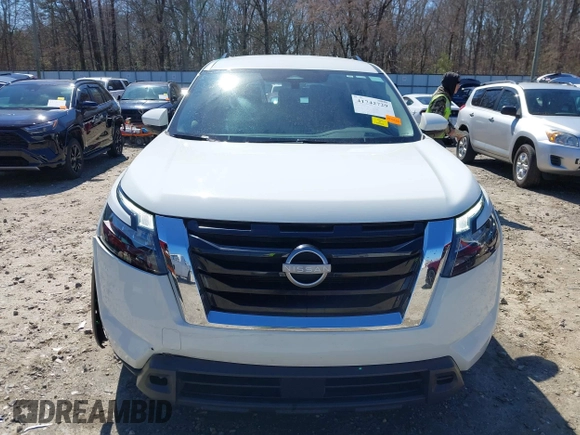 2023 Nissan Pathfinder SV z VIN 5N1DR3BC4PC243511, wystawiony jako IAAI lot #41742729 z przebiegiem 43 909 mil mil oraz . Historia ofert i sprzedaży dostępna na DreamBid. Obrazek 13.