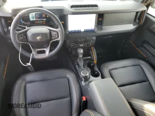 2024 Ford Bronco Badlands with VIN 1FMEE9BP4RLA21303, listed as a Copart auction lot 53457375 with 13,881 mi miles and Salvage title. Bid and sale history available at DreamBid. Image 8.