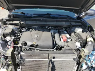 2022 Toyota Highlander XLE with VIN 5TDGZRBH3NS594857, listed as a Copart auction lot 57678895 with 21,899 mi miles and Salvage title. Bid and sale history available at DreamBid. Image 12.