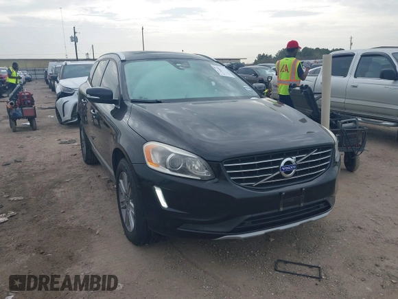 2017 Volvo XC60 Inscription with VIN YV440MDU8H2039258, listed as a IAAI auction lot 41748463 with 70,643 mi miles. Bid and sale history available at carsss.com. Image 1.