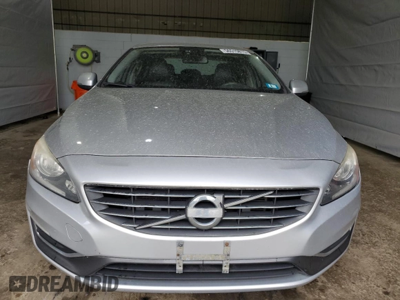 2015 Volvo S60 T5 Premier с VIN YV1612TBXF1306216, выставлен на аукционе Copart как лот 56515815 с пробегом 126 378 миль миль и Списание • Salvage title. История ставок и продаж доступна на DreamBid. Изображение 5.