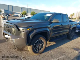 2024 Toyota Tacoma 4WD SR5 with VIN 3TMLB5JN3RM046513, listed as a IAAI auction lot 41231528 with 7,091 mi miles. Bid and sale history available at carsss.com. Image 17.