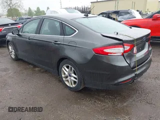 2015 Ford Fusion SE z VIN 1FA6P0HD7F5129349, wystawiony jako IAAI lot #42232873 z przebiegiem 204 635 mil mil oraz . Historia ofert i sprzedaży dostępna na DreamBid. Obrazek 3.