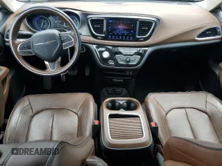 2017 Chrysler Pacifica Limited с VIN 2C4RC1GG3HR688911, выставлен на аукционе Copart как лот 53577415 с пробегом 48 993 миль миль и Списание • Salvage title. История ставок и продаж доступна на DreamBid. Изображение 8.
