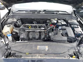 2019 Ford Fusion SE with VIN 3FA6P0H71KR255482, listed as a IAAI auction lot 41890864 with 125,077 mi miles. Bid and sale history available at carsss.com. Image 10.