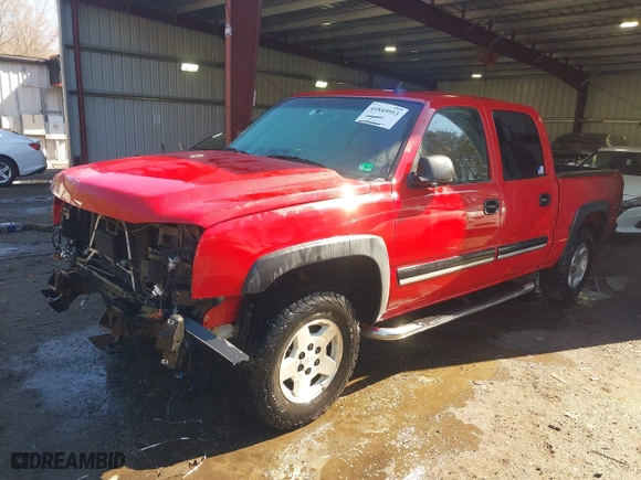 2006 Chevrolet Silverado 1500 LT1 with VIN 2GCEK13TX61173467, listed as a IAAI auction lot 41845953 with 201,552 mi miles. Bid and sale history available at carsss.com. Image 2.