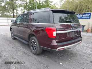 2024 Ford Expedition Max XLT with VIN 1FMJK1J86REA15767, listed as a IAAI auction lot 41922748 with 33,271 mi miles and . Bid and sale history available at DreamBid. Image 3.