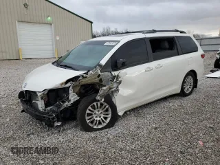 2017 Toyota Sienna XLE Auto Access Seat z VIN 5TDYZ3DC6HS900134, wystawiony jako Copart lot #47641075 z przebiegiem 86 982 mil mil oraz Szkody całkowita. Historia ofert i sprzedaży dostępna na DreamBid. Obrazek 1.