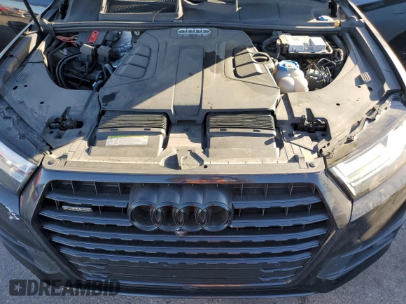 2017 Audi Q7 Prestige z VIN WA1VAAF75HD024466, wystawiony jako Copart lot #87878195 z przebiegiem 80 827 mil mil oraz Szkoda całkowita • Salvage title. Historia ofert i sprzedaży dostępna na DreamBid. Obrazek 12.