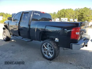 2010 Chevrolet Silverado 1500 LS with VIN 1GCSCREA2AZ140862, listed as a Copart auction lot 75449484 with Not Provided miles and Salvage Title. Bid and sale history available at DreamBid. Image 2.