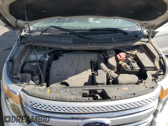 2014 Ford Explorer XLT z VIN 1FM5K7D80EGA90981, wystawiony jako Copart lot #59228575 z przebiegiem 105 580 mil mil oraz Szkoda całkowita • Salvage title. Historia ofert i sprzedaży dostępna na DreamBid. Obrazek 11.