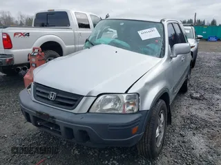 1998 Honda CR-V EX z VIN JHLRD1863WC052453, wystawiony jako IAAI lot #41514197 z przebiegiem 213 487 mil mil oraz . Historia ofert i sprzedaży dostępna na DreamBid. Obrazek 17.