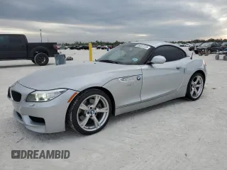 2016 BMW Z4 sDrive28i with VIN WBALL5C54G5A21231, listed as a Copart auction lot 89387225 with 30,765 mi miles and Salvage Title. Bid and sale history available at carsss.com. Image 1.