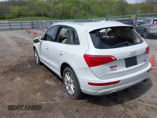 2012 Audi Q5 Premium Plus z VIN WA1LFAFP9CA047137, wystawiony jako IAAI lot #42182350 z przebiegiem 153 157 mil mil oraz . Historia ofert i sprzedaży dostępna na DreamBid. Obrazek 3.