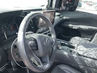 2023 Lexus RX 350 with VIN 2T2BAMCA3PC017131, listed as a IAAI auction lot 41965100 with 23,344 mi miles and . Bid and sale history available at DreamBid. Image 17.