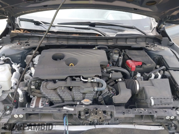 2019 Nissan Altima 2.5 Platinum with VIN 1N4BL4FV1KC104563, listed as a IAAI auction lot 41828774 with 44,006 mi miles. Bid and sale history available at carsss.com. Image 10.