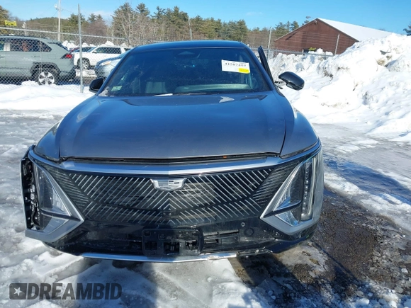 2024 Cadillac LYRIQ Luxury z VIN 1GYKPSRL3RZ122559, wystawiony jako IAAI lot #41587457 z przebiegiem 8 408 mil mil oraz . Historia ofert i sprzedaży dostępna na DreamBid. Obrazek 12.