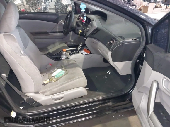 2012 Honda Civic Cpe LX with VIN 2HGFG3B54CH547967, listed as a IAAI auction lot 41083787 with 146,648 mi miles. Bid and sale history available at carsss.com. Image 5.