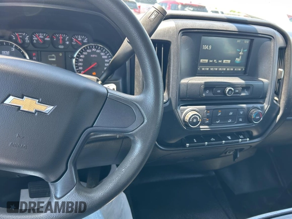 2017 Chevrolet Silverado 3500HD Work Truck z VIN 1GB4KYCY1HF168531, wystawiony jako Copart lot #60353525 z przebiegiem 272 126 mil mil oraz Czysty tytuł • Clean title. Historia ofert i sprzedaży dostępna na DreamBid. Obrazek 9.