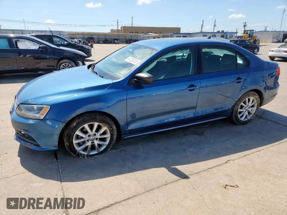2015 Volkswagen Jetta SE with VIN 3VWD17AJ7FM272661, listed as a Copart auction lot 61285255 with 113,334 mi miles and Salvage title. Bid and sale history available at DreamBid. Image 1.
