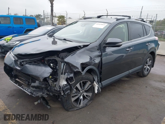 2017 Toyota RAV4 XLE with VIN JTMWFREV0HD094323, listed as a IAAI auction lot 41922013 with 71,601 mi miles. Bid and sale history available at carsss.com. Image 17.