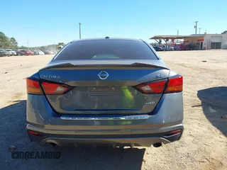 2019 Nissan Altima SL with VIN 1N4BL4EW3KC191988, listed as a IAAI auction lot 40833199 with 73,234 mi miles and . Bid and sale history available at carsss.com. Image 17.