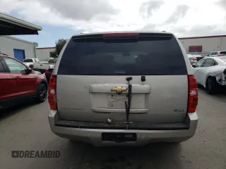 2007 Chevrolet Suburban LTZ with VIN 3GNFK16307G262965, listed as a Copart auction lot 71506044 with 249,301 mi miles and Clean Title. Bid and sale history available at carsss.com. Image 6.