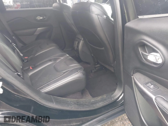 2019 Jeep Cherokee Limited z VIN 1C4PJMDX5KD136372, wystawiony jako IAAI lot #41909230 z przebiegiem 71 508 mil mil oraz . Historia ofert i sprzedaży dostępna na DreamBid. Obrazek 8.