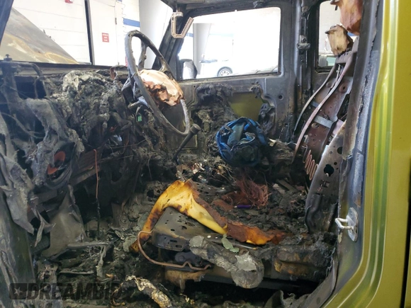 2007 Jeep Wrangler Unlimited X с VIN 1J4GA39167L122826, выставлен на аукционе Copart как лот 62451555 с пробегом Не указан миль и Списание • Salvage title. История ставок и продаж доступна на DreamBid. Изображение 7.