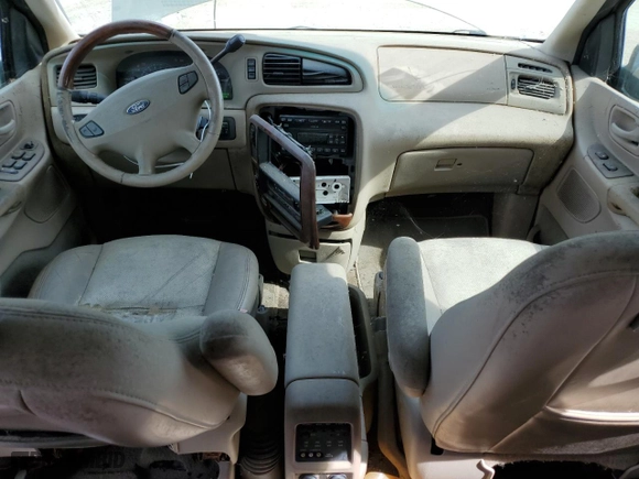 2002 Ford Windstar Wagon LTD w/500A with VIN 2FMDA58482BB68372, listed as a Copart auction lot 43251315 with NaN miles and Clean Title. Bid and sale history available at carsss.com. Image 8.