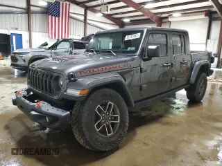 2024 Jeep Gladiator Mojave X z VIN 1C6JJTEG2RL106980, wystawiony jako Copart lot #55142885 z przebiegiem 7 263 mil mil oraz Szkoda całkowita • Salvage title. Historia ofert i sprzedaży dostępna na DreamBid. Obrazek 1.