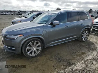 2017 Volvo XC90 Inscription with VIN YV4BC0PL8H1185157, listed as a Copart auction lot 49179795 with 111,800 mi miles and Salvage Title. Bid and sale history available at carsss.com. Image 1.