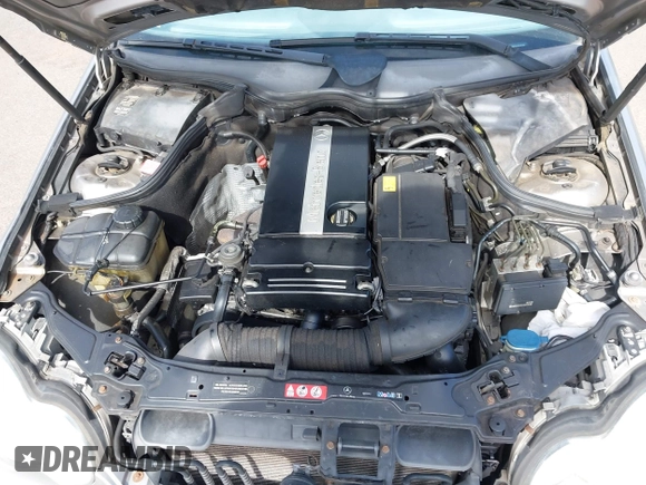 2005 Mercedes-Benz C 230 Kompressor z VIN WDBRF40J95F691358, wystawiony jako IAAI lot #41992861 z przebiegiem Nie podano mil oraz . Historia ofert i sprzedaży dostępna na DreamBid. Obrazek 10.