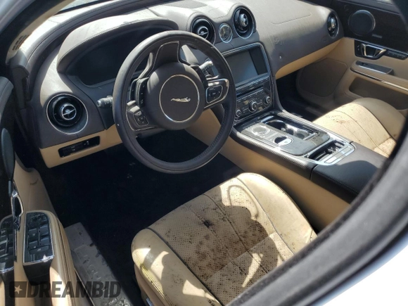 2014 Jaguar XJ Portfolio with VIN SAJWJ2GD6E8V74284, listed as a Copart auction lot 74577584 with 39,835 mi miles and Non repairable. Bid and sale history available at DreamBid. Image 8.