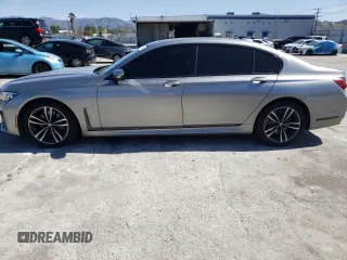 2020 BMW 7 Series 740i with VIN WBA7T2C01LGF96731, listed as a Copart auction lot 47431263 with 43,741 mi miles. Bid and sale history available at carsss.com. Image 12.
